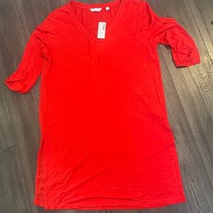 Reitmans V-neck tunic top